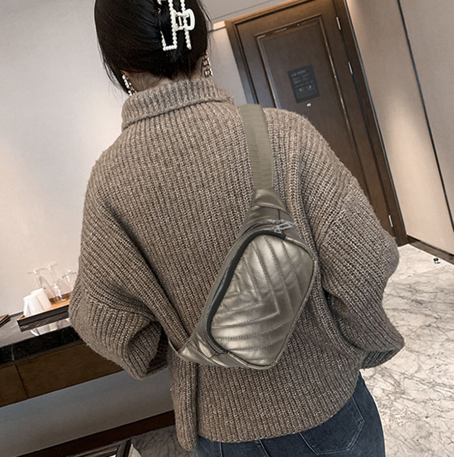 Beige quilted Pu leather fanny waist pack purse for daily outings