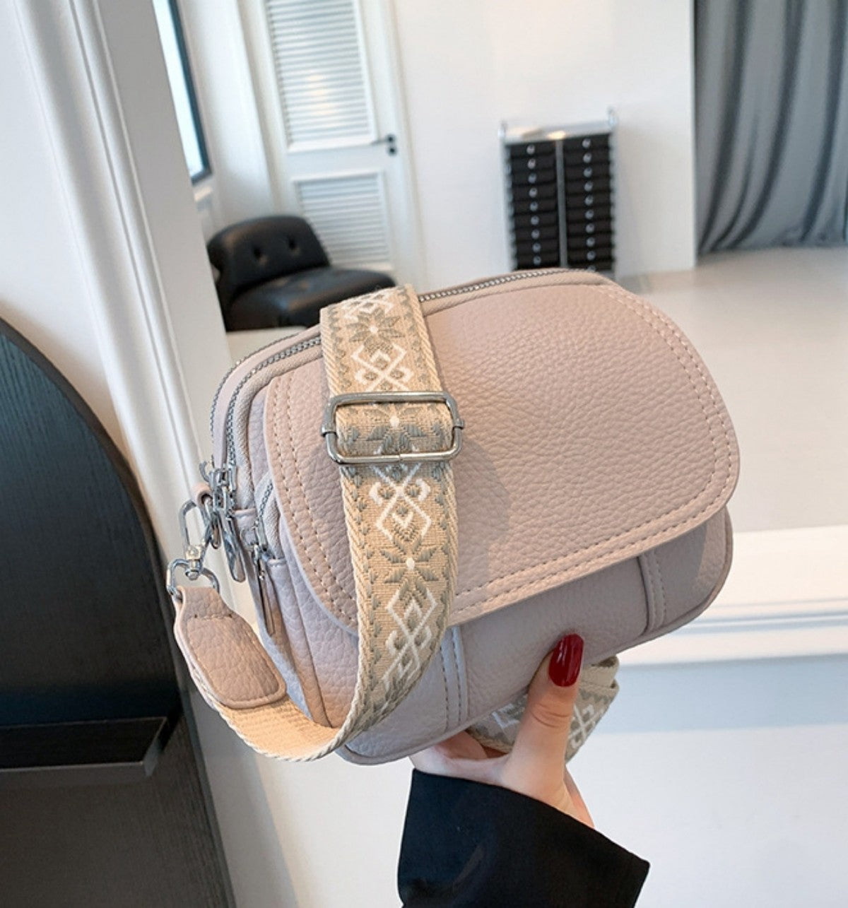 Pu leather crossbody shoulder bag purse for women teens daily outings