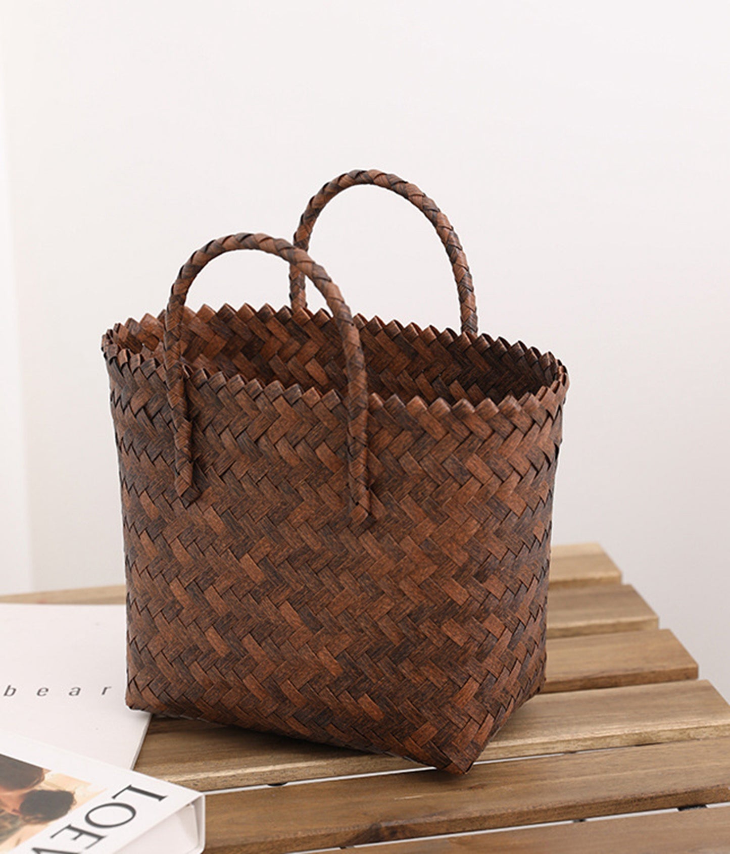 Brown straw handmade handbag HB2400014