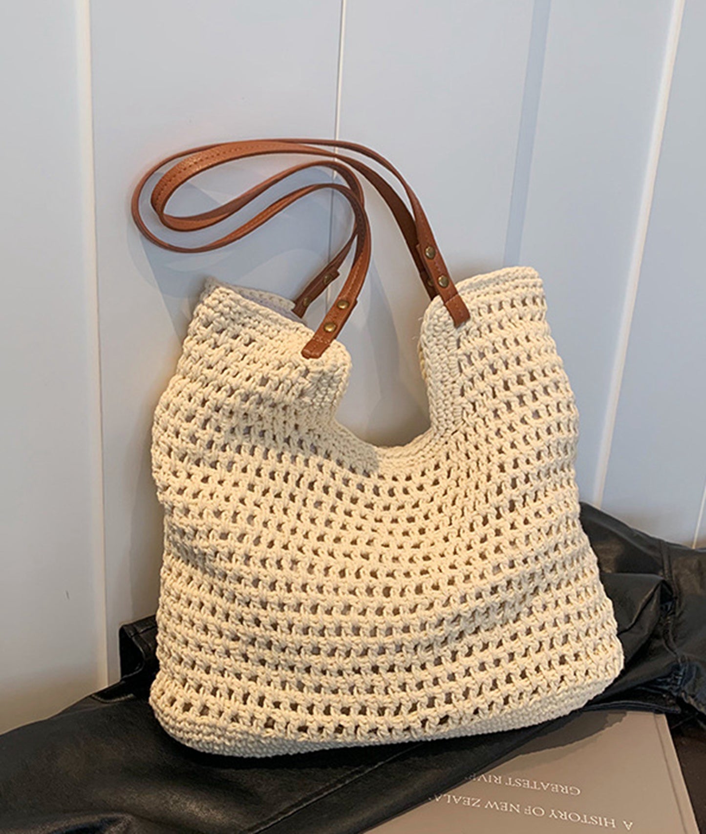 Handmade yarn knitted summer beach tote handbag HB2400023