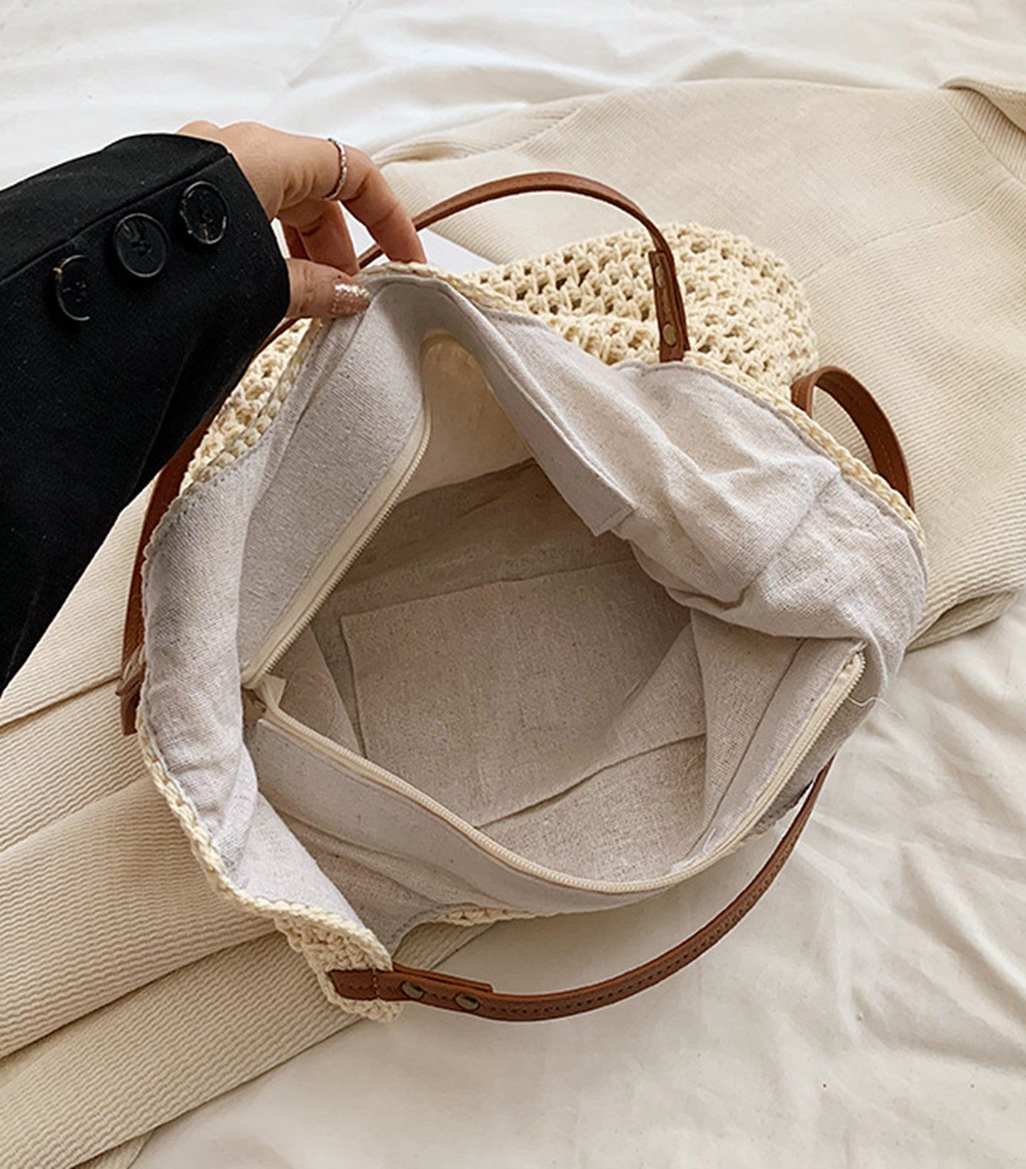 Handmade yarn knitted summer beach tote handbag HB2400023