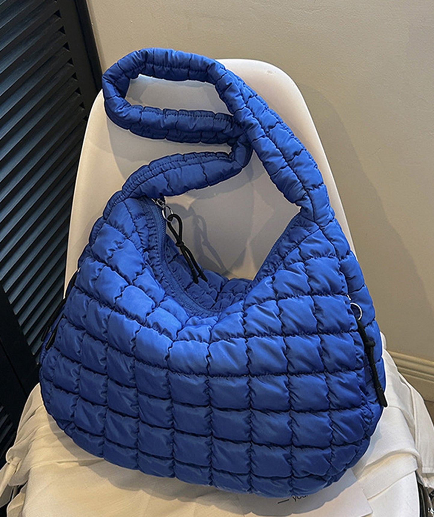 Hot pink quilted puffy  crossbody shoulder bag HB2400026