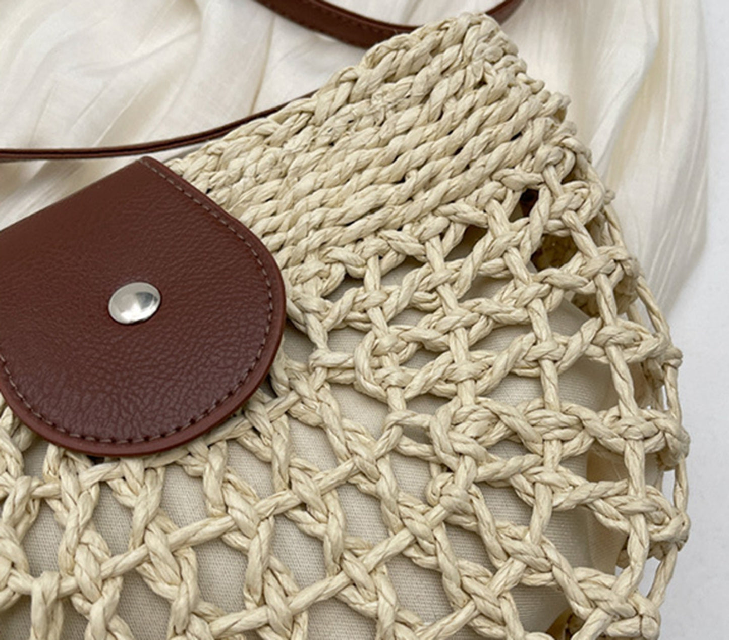 Handmade yarn knitted summer beach crossbody bag for women HB2400027