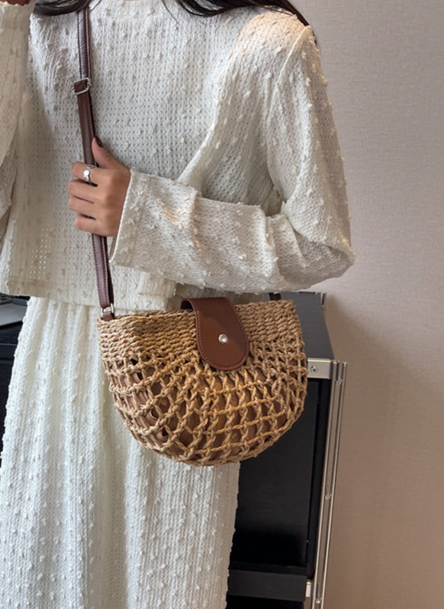 Handmade yarn knitted summer beach crossbody bag for women HB2400027