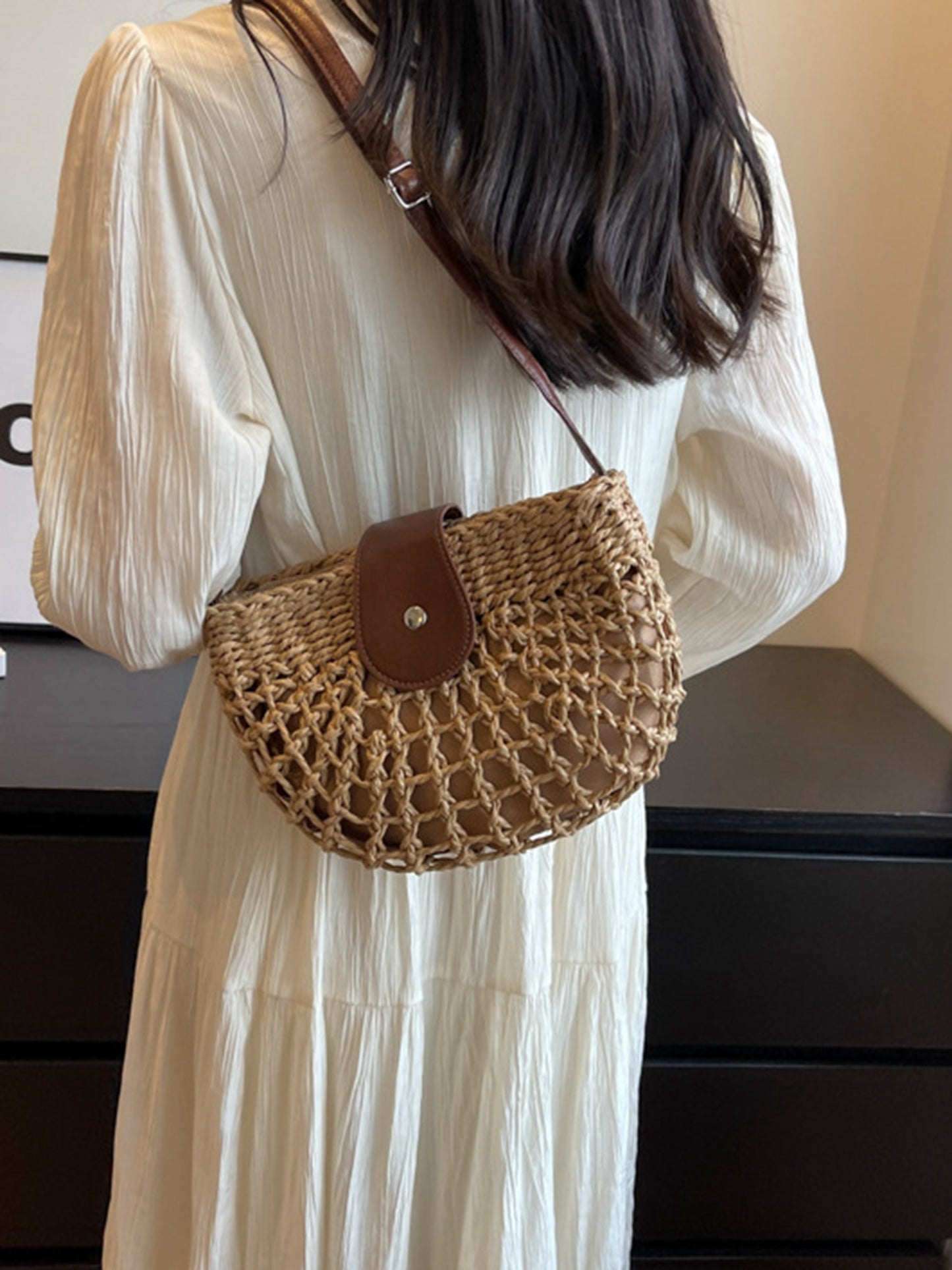 Handmade yarn knitted summer beach crossbody bag for women HB2400027