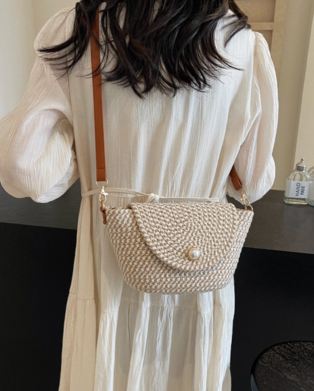 Chic handmade straw knitted summer beach tote handbag with pearls HB2400028