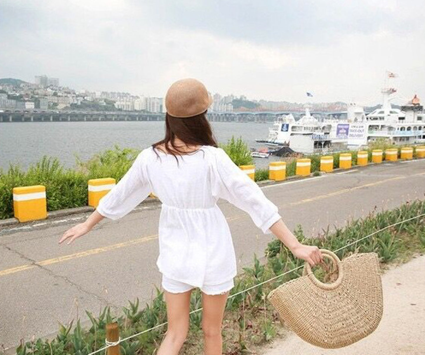 Straw handmade knitted summer beach tote handbag