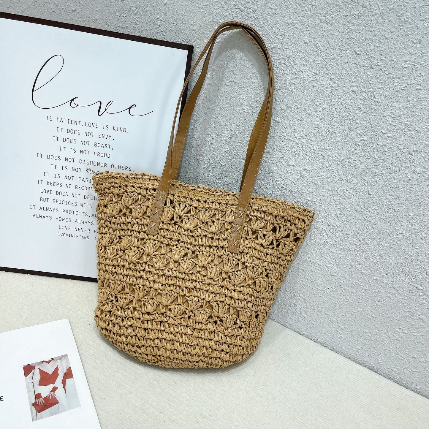Stylish handmade straw knitted summer beach tote handbag for women