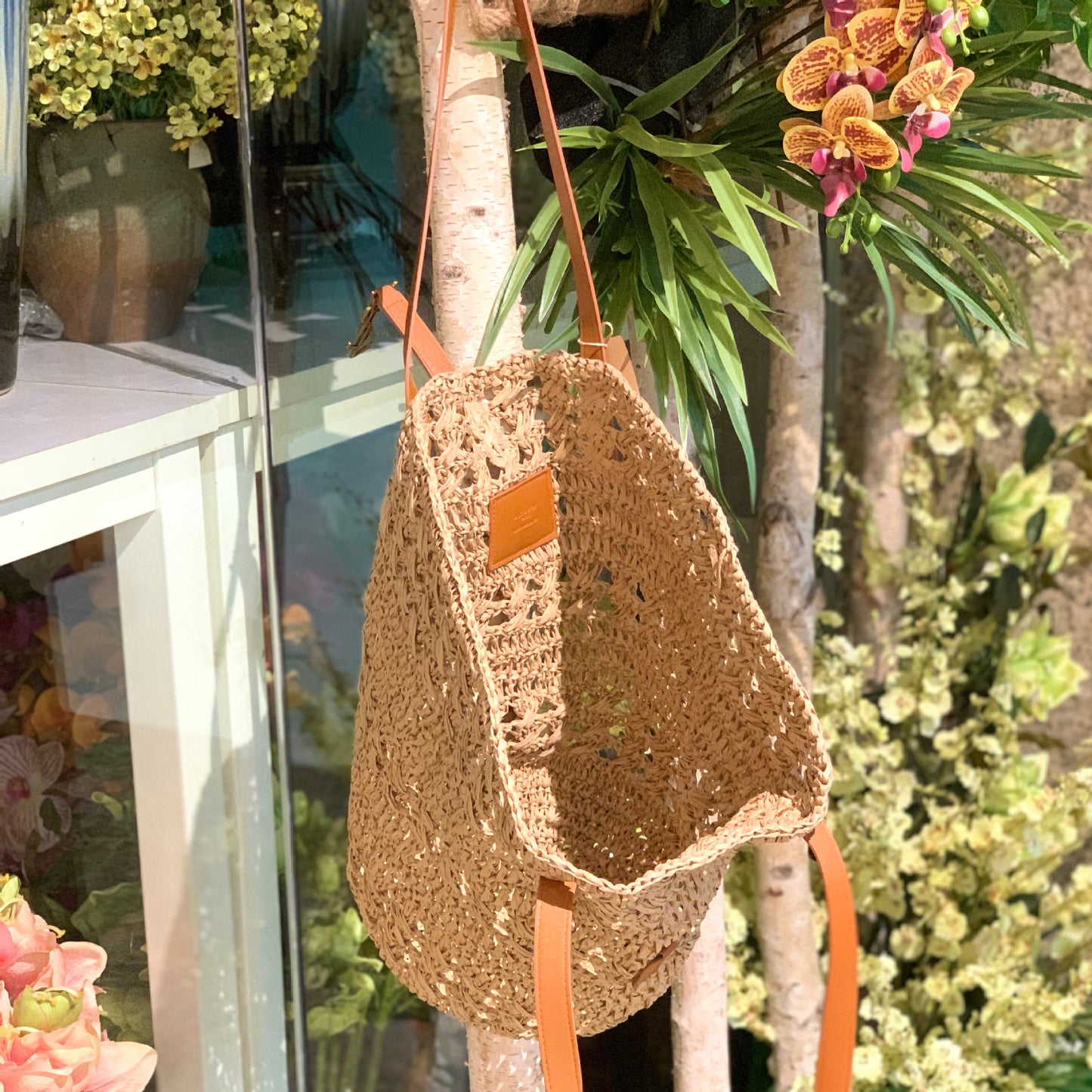 Natural color straw knitted summer beach tote handbag