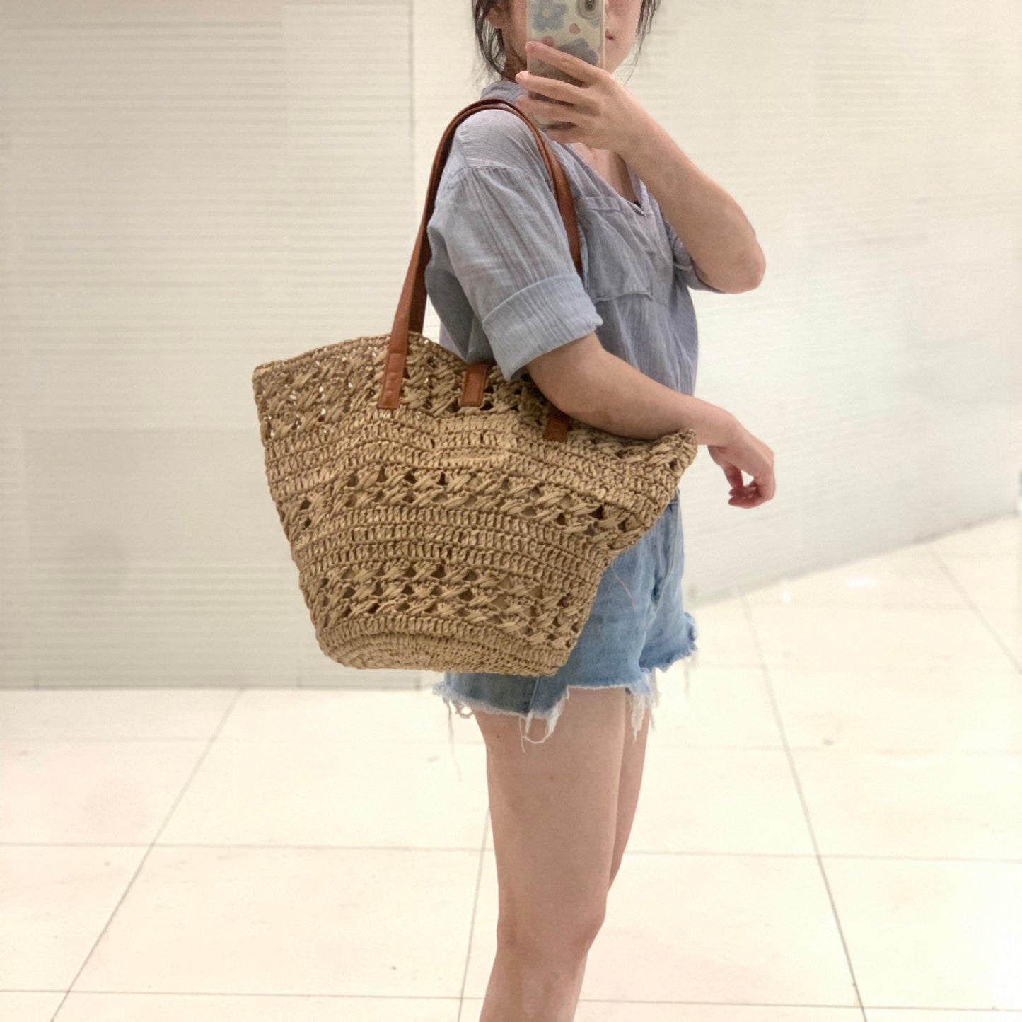 Natural color straw knitted summer beach tote handbag